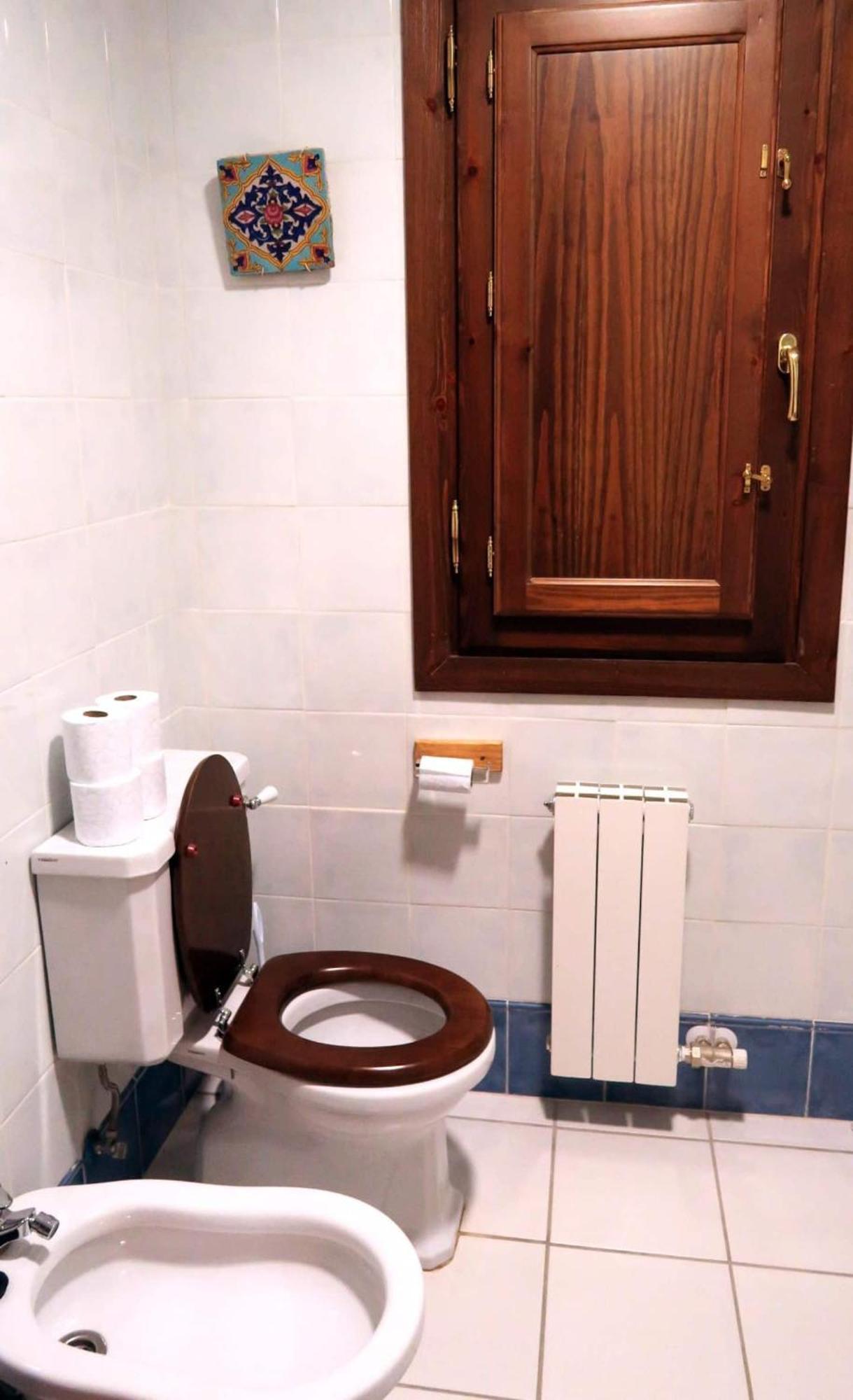 Charming Albaicin Patio Flat Free Onsite Parking Apartment Granada