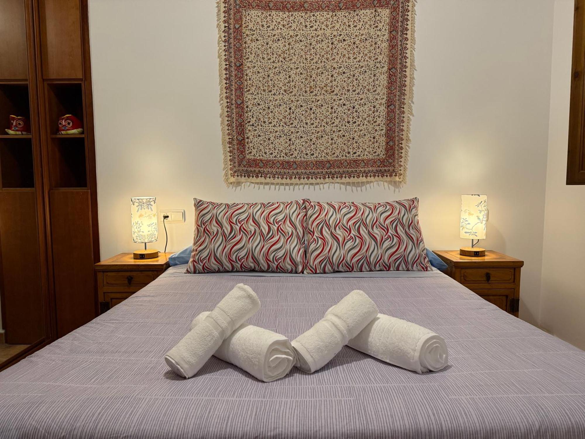 Apartment Charming Albaicin Patio Flat Free Onsite Parking *